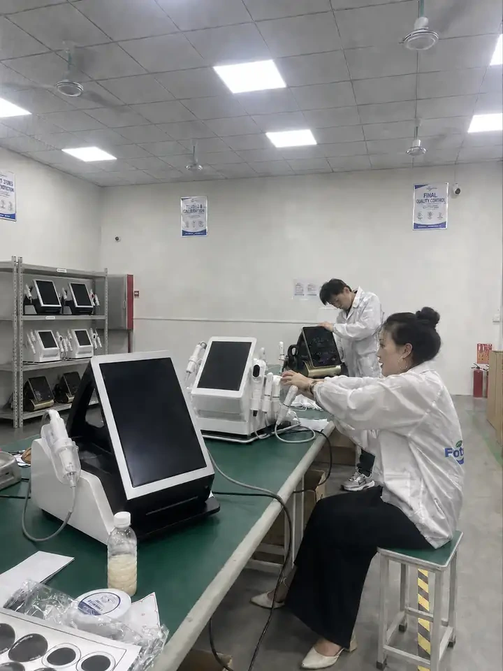 FotroHIFU technicians carrying out HIFU machine quality control and calibration